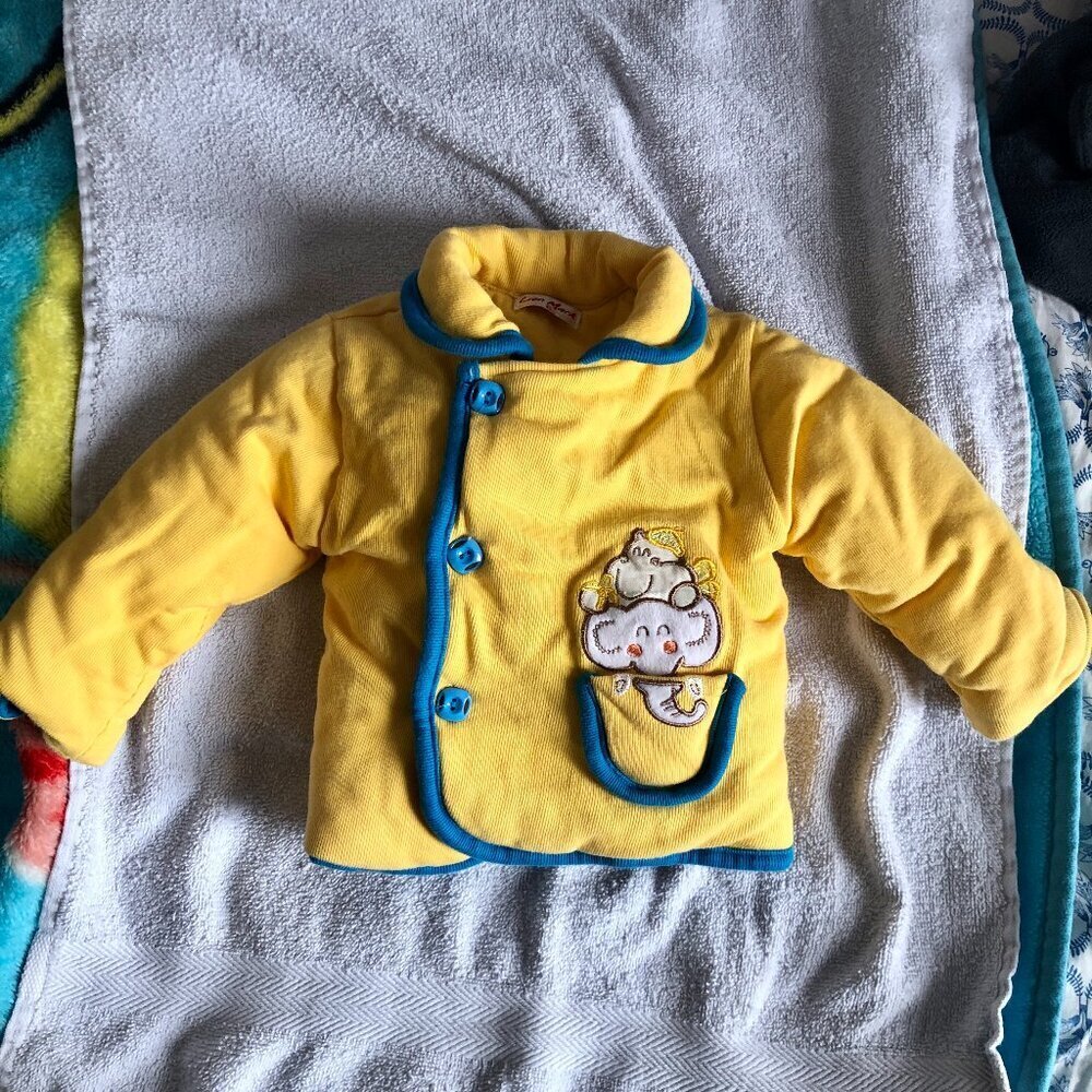 Vintage Lion Mark Yellow Baby Coat (6M) – Adorable Elephant & Banana | Unisex